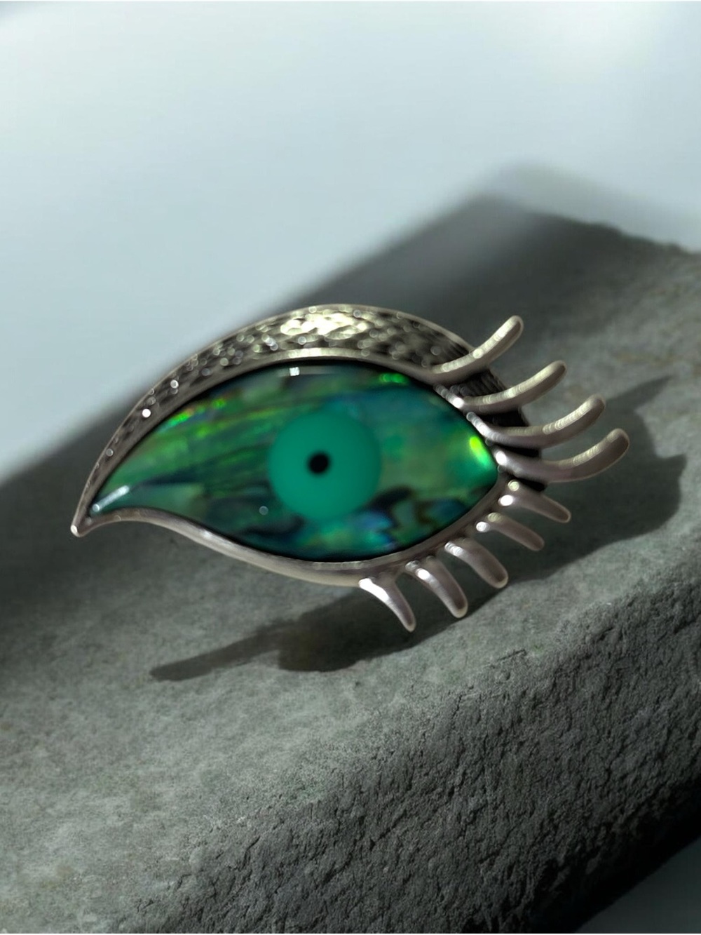 Iridescent Green Abalone Eye Pendant/Brooch Pin in Silver Tone